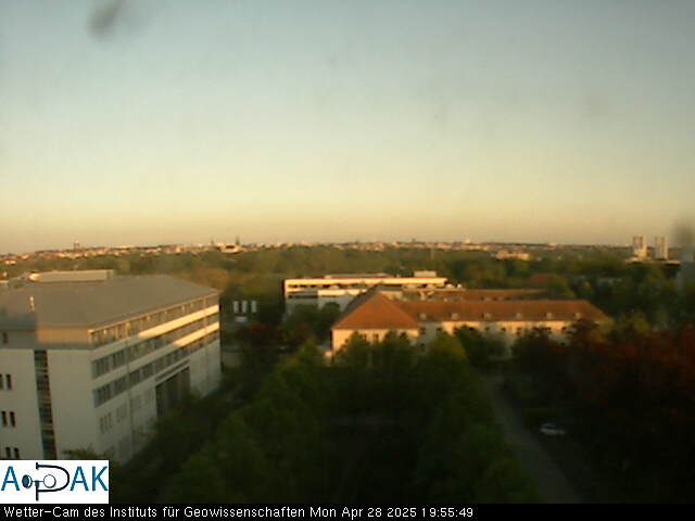 https://wdaten.geo.uni-halle.de/bitmaps/image25-04-28_19-55-49-34.jpg  25-04-28 19:55:49 