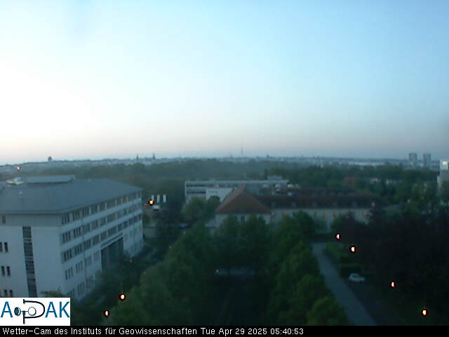 https://wdaten.geo.uni-halle.de/bitmaps/image25-04-29_05-40-53-21.jpg  25-04-29 05:40:53 