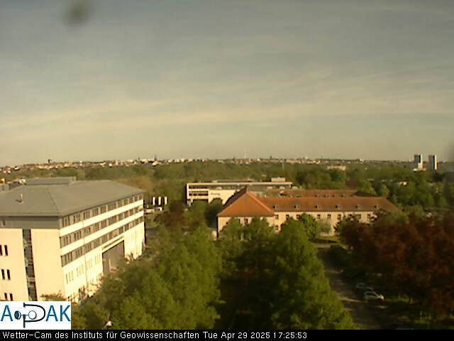 https://wdaten.geo.uni-halle.de/bitmaps/image25-04-29_17-25-53-45.jpg  25-04-29 17:25:53 