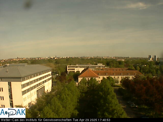 https://wdaten.geo.uni-halle.de/bitmaps/image25-04-29_17-40-53-45.jpg  25-04-29 17:40:53 