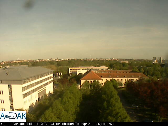 https://wdaten.geo.uni-halle.de/bitmaps/image25-04-29_18-25-53-48.jpg  25-04-29 18:25:53 