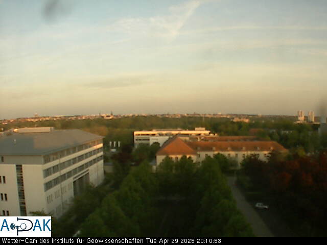 https://wdaten.geo.uni-halle.de/bitmaps/image25-04-29_20-10-53-50.jpg  25-04-29 20:10:53 