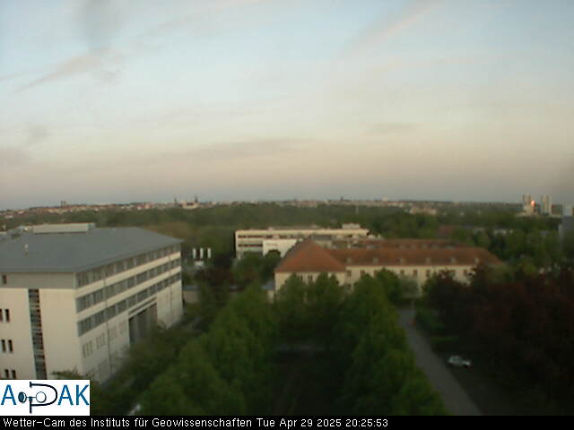 https://wdaten.geo.uni-halle.de/bitmaps/image25-04-29_20-25-53-51.jpg  25-04-29 20:25:53 