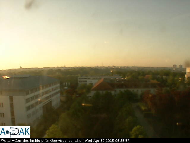 https://wdaten.geo.uni-halle.de/bitmaps/image25-04-30_06-25-57-59.jpg  25-04-30 06:25:57 