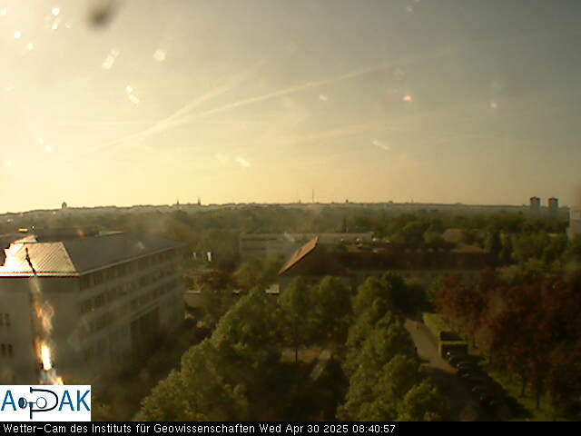 https://wdaten.geo.uni-halle.de/bitmaps/image25-04-30_08-40-57-67.jpg  25-04-30 08:40:57 