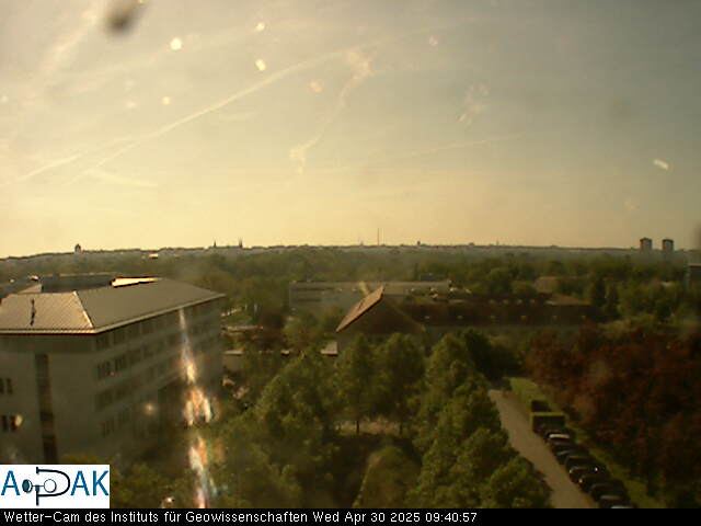 https://wdaten.geo.uni-halle.de/bitmaps/image25-04-30_09-40-57-70.jpg  25-04-30 09:40:57 