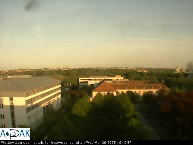 https://wdaten.geo.uni-halle.de/bitmaps/image25-04-30_19-40-57-94.jpg  25-04-30 19:40:57 