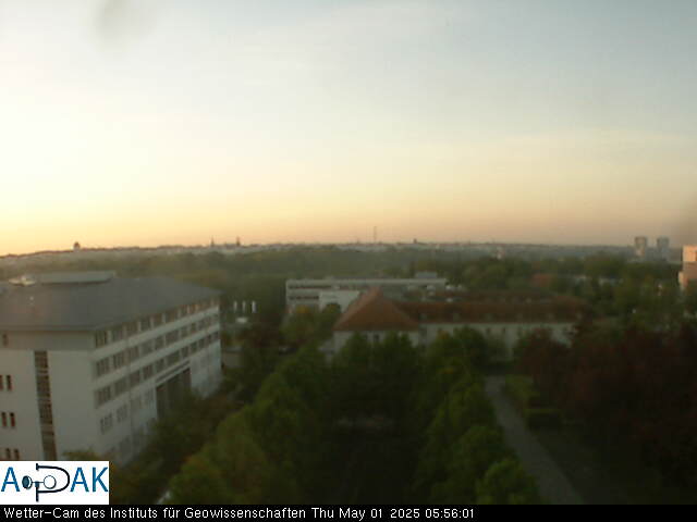 https://wdaten.geo.uni-halle.de/bitmaps/image25-05-01_05-56-01-87.jpg  25-05-01 05:56:01 