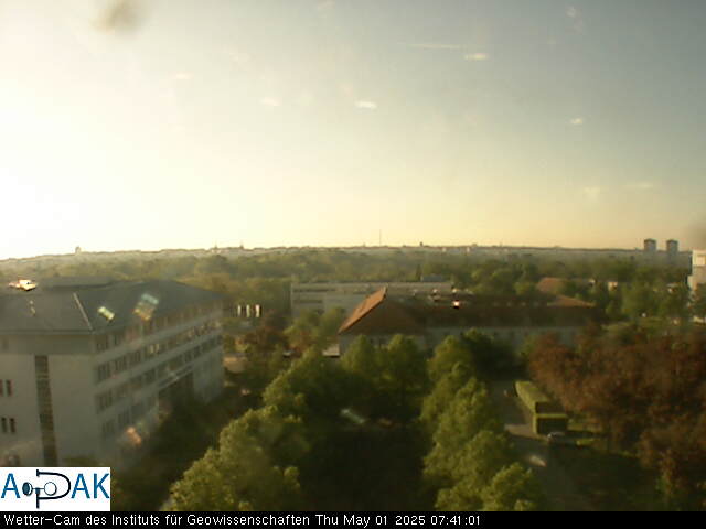 https://wdaten.geo.uni-halle.de/bitmaps/image25-05-01_07-41-01-91.jpg  25-05-01 07:41:01 