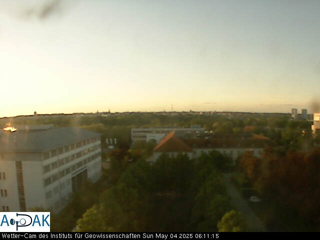 https://wdaten.geo.uni-halle.de/bitmaps/image25-05-04_06-11-15-10.jpg  25-05-04 06:11:15 