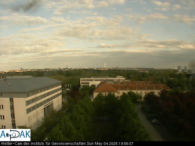 https://wdaten.geo.uni-halle.de/bitmaps/image25-05-04_18-56-07-59.jpg  25-05-04 18:56:07 