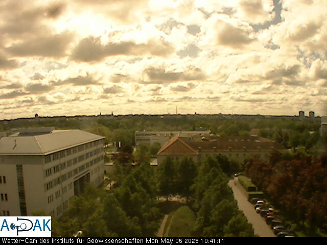 https://wdaten.geo.uni-halle.de/bitmaps/image25-05-05_10-41-11-67.jpg  25-05-05 10:41:11 