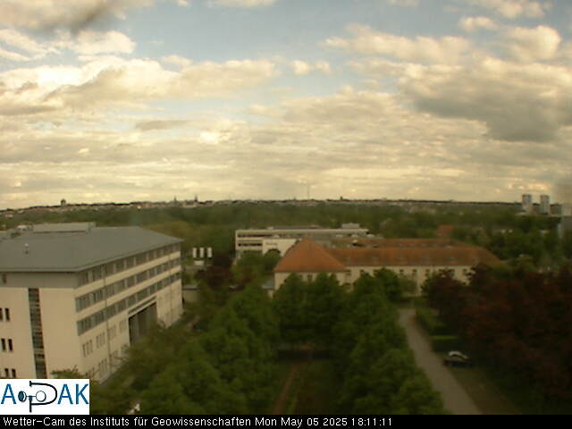 https://wdaten.geo.uni-halle.de/bitmaps/image25-05-05_18-11-11-86.jpg  25-05-05 18:11:11 