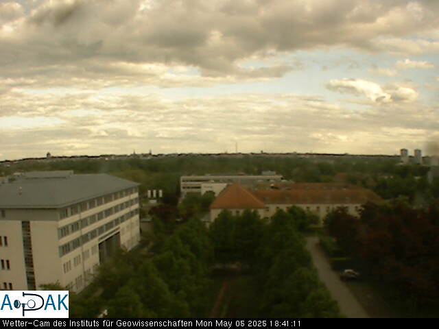 https://wdaten.geo.uni-halle.de/bitmaps/image25-05-05_18-41-11-87.jpg  25-05-05 18:41:11 