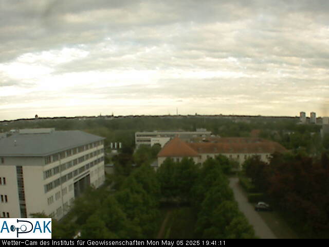 https://wdaten.geo.uni-halle.de/bitmaps/image25-05-05_19-41-11-89.jpg  25-05-05 19:41:11 