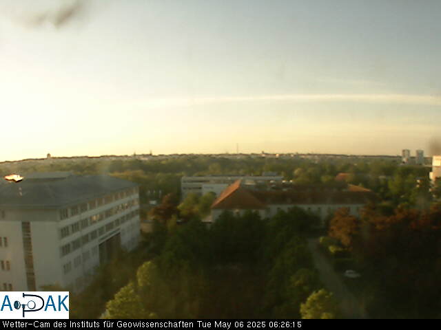 https://wdaten.geo.uni-halle.de/bitmaps/image25-05-06_06-26-15-64.jpg  25-05-06 06:26:15 