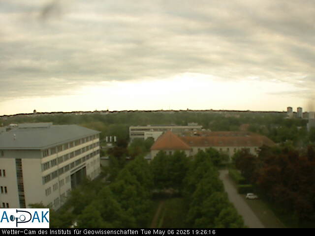 https://wdaten.geo.uni-halle.de/bitmaps/image25-05-06_19-26-16-65.jpg  25-05-06 19:26:16 