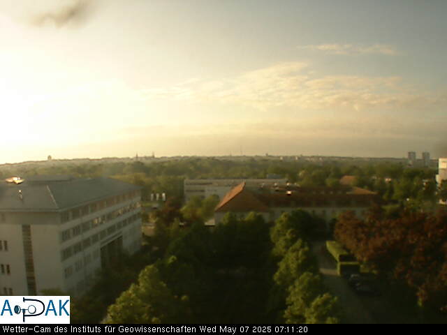 https://wdaten.geo.uni-halle.de/bitmaps/image25-05-07_07-11-20-69.jpg  25-05-07 07:11:20 