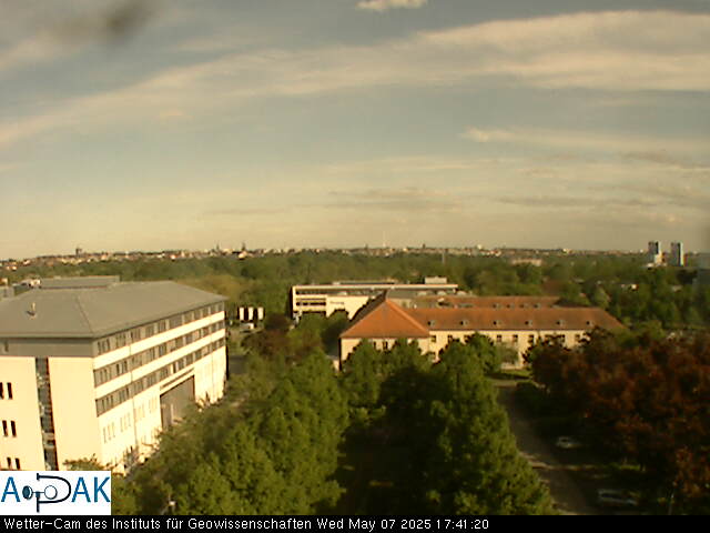 https://wdaten.geo.uni-halle.de/bitmaps/image25-05-07_17-41-20-91.jpg  25-05-07 17:41:20 