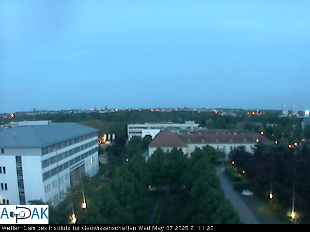 https://wdaten.geo.uni-halle.de/bitmaps/image25-05-07_21-11-20-99.jpg  25-05-07 21:11:20 