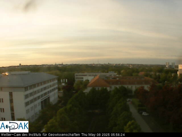 https://wdaten.geo.uni-halle.de/bitmaps/image25-05-08_05-56-24-67.jpg  25-05-08 05:56:24 