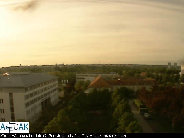 https://wdaten.geo.uni-halle.de/bitmaps/image25-05-08_07-11-24-71.jpg  25-05-08 07:11:24 