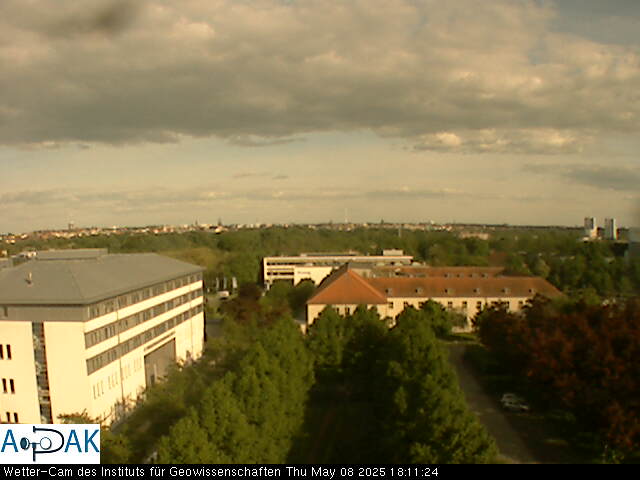 https://wdaten.geo.uni-halle.de/bitmaps/image25-05-08_18-11-24-93.jpg  25-05-08 18:11:24 