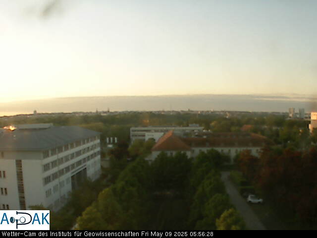 https://wdaten.geo.uni-halle.de/bitmaps/image25-05-09_05-56-28-80.jpg  25-05-09 05:56:28 