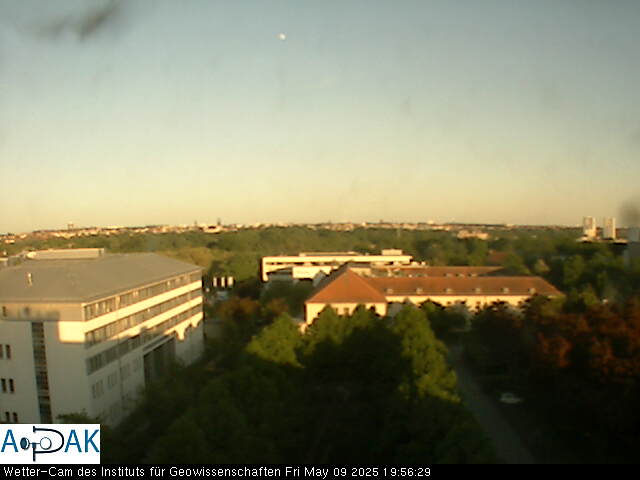 https://wdaten.geo.uni-halle.de/bitmaps/image25-05-09_19-56-29-13.jpg  25-05-09 19:56:29 