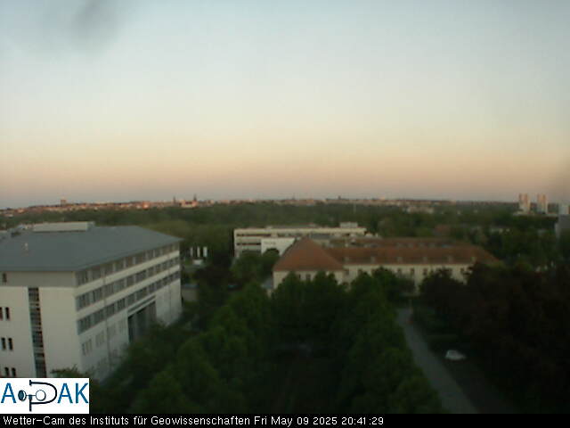 https://wdaten.geo.uni-halle.de/bitmaps/image25-05-09_20-41-29-16.jpg  25-05-09 20:41:29 