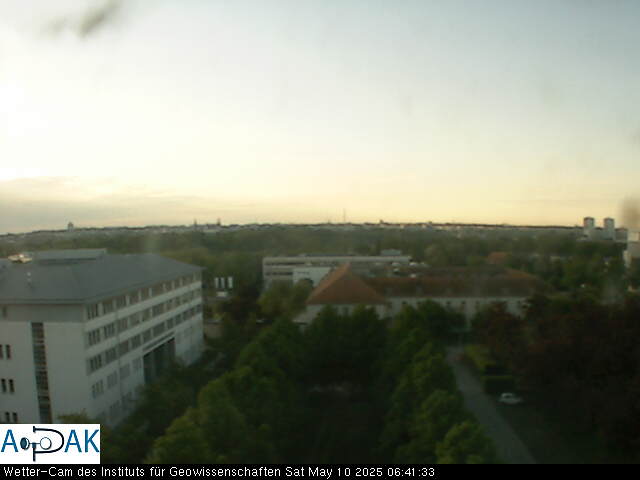 https://wdaten.geo.uni-halle.de/bitmaps/image25-05-10_06-41-33-08.jpg  25-05-10 06:41:33 