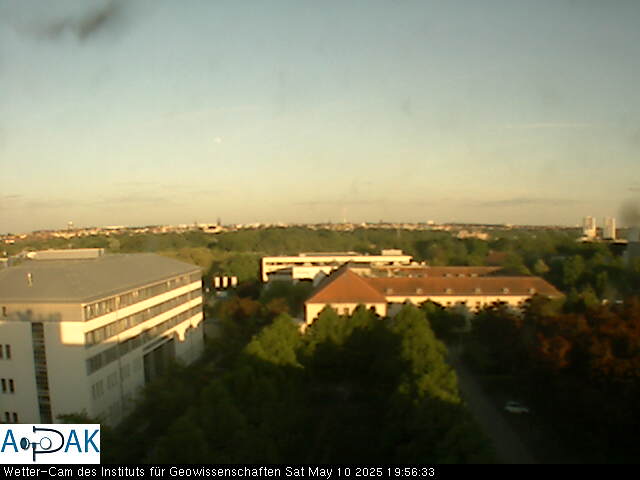 https://wdaten.geo.uni-halle.de/bitmaps/image25-05-10_19-56-33-34.jpg  25-05-10 19:56:33 