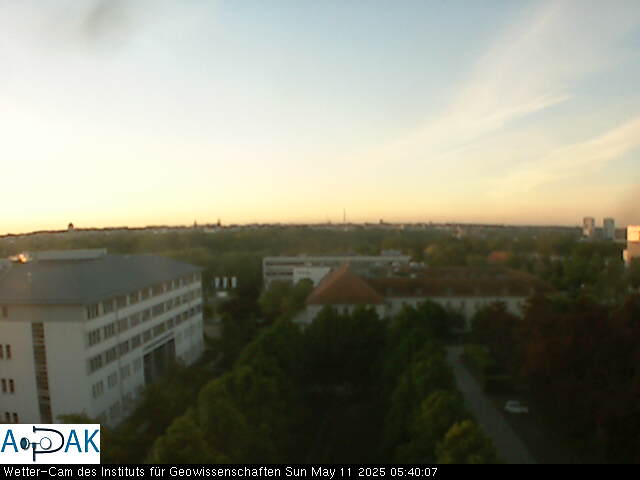 https://wdaten.geo.uni-halle.de/bitmaps/image25-05-11_05-40-07-09.jpg  25-05-11 05:40:07 