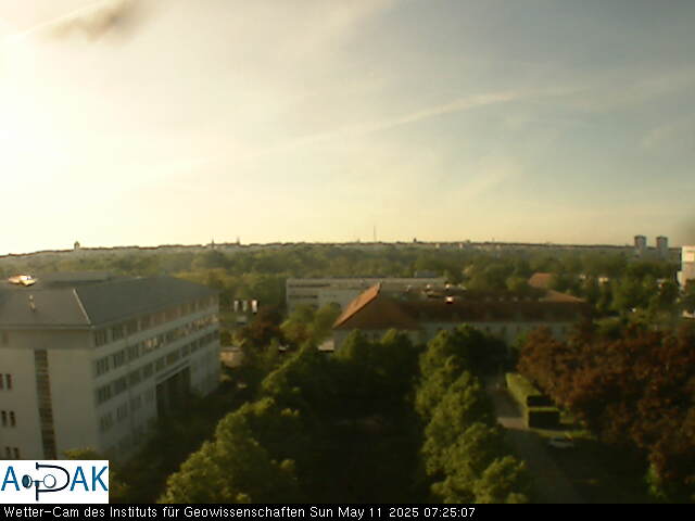 https://wdaten.geo.uni-halle.de/bitmaps/image25-05-11_07-25-07-11.jpg  25-05-11 07:25:07 
