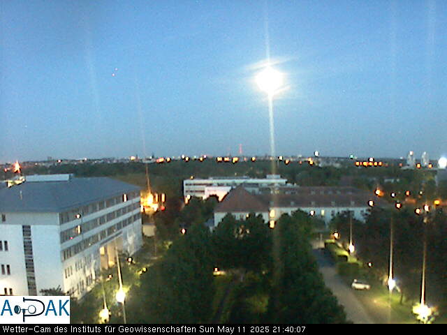 https://wdaten.geo.uni-halle.de/bitmaps/image25-05-11_21-40-07-53.jpg  25-05-11 21:40:07 