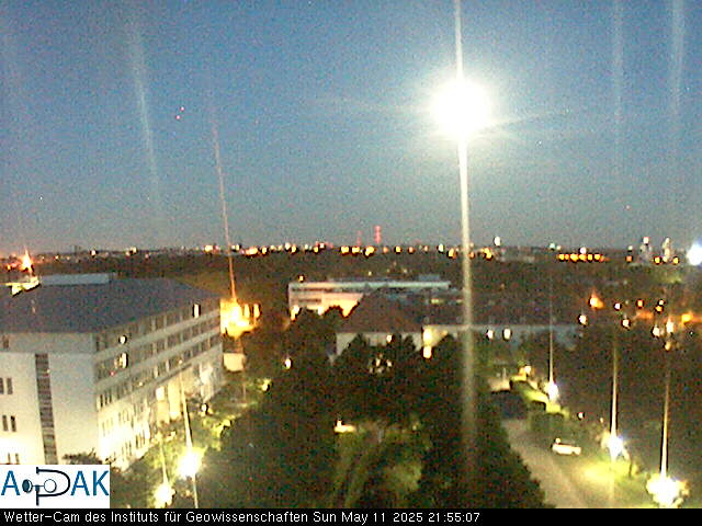 https://wdaten.geo.uni-halle.de/bitmaps/image25-05-11_21-55-07-58.jpg  25-05-11 21:55:07 