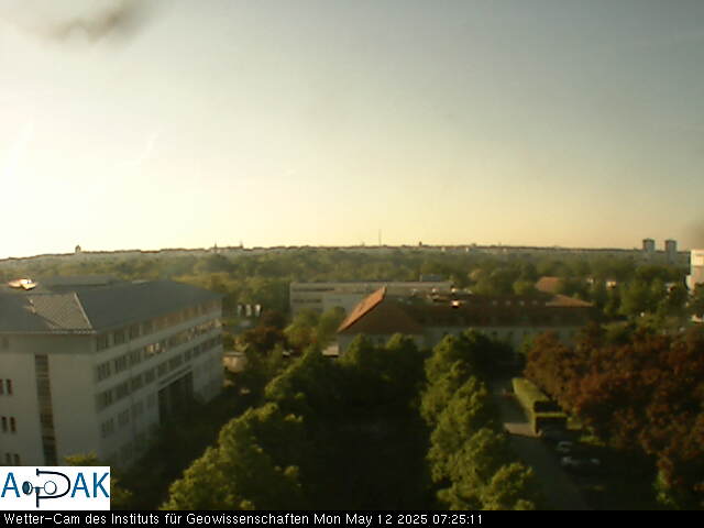 https://wdaten.geo.uni-halle.de/bitmaps/image25-05-12_07-25-11-11.jpg  25-05-12 07:25:11 