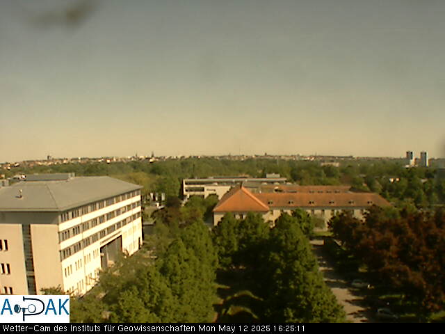 https://wdaten.geo.uni-halle.de/bitmaps/image25-05-12_16-25-11-33.jpg  25-05-12 16:25:11 
