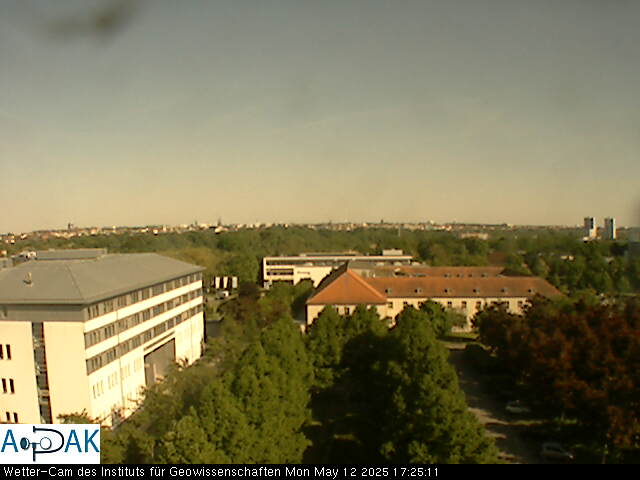 https://wdaten.geo.uni-halle.de/bitmaps/image25-05-12_17-25-11-34.jpg  25-05-12 17:25:11 