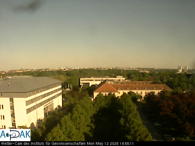 https://wdaten.geo.uni-halle.de/bitmaps/image25-05-12_18-55-11-36.jpg  25-05-12 18:55:11 