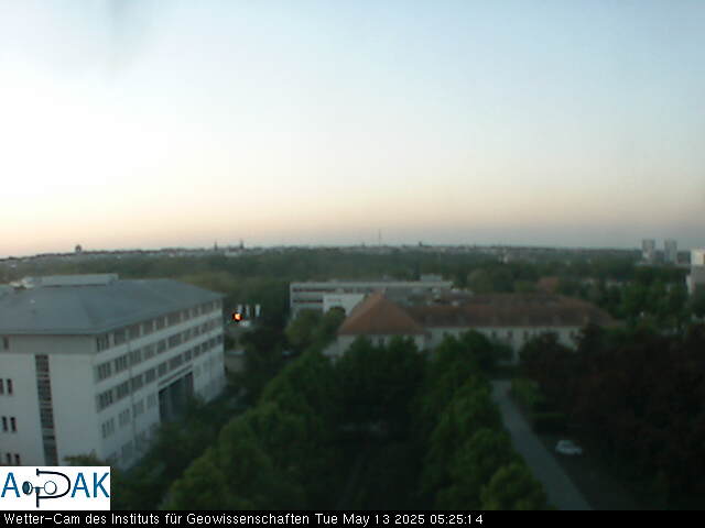 https://wdaten.geo.uni-halle.de/bitmaps/image25-05-13_05-25-14-95.jpg  25-05-13 05:25:14 