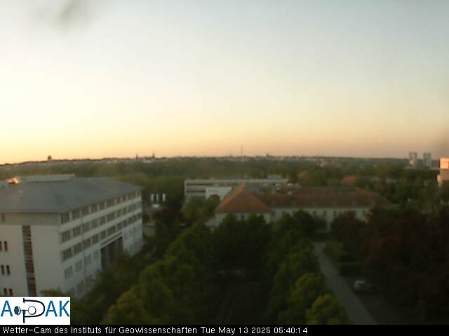 https://wdaten.geo.uni-halle.de/bitmaps/image25-05-13_05-40-14-95.jpg  25-05-13 05:40:14 