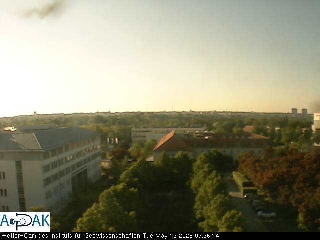 https://wdaten.geo.uni-halle.de/bitmaps/image25-05-13_07-25-14-98.jpg  25-05-13 07:25:14 