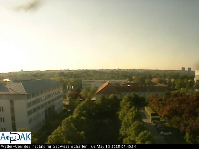 https://wdaten.geo.uni-halle.de/bitmaps/image25-05-13_07-40-14-99.jpg  25-05-13 07:40:14 