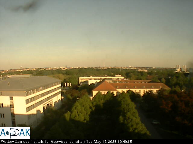 https://wdaten.geo.uni-halle.de/bitmaps/image25-05-13_19-40-15-28.jpg  25-05-13 19:40:15 
