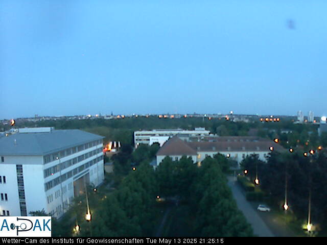 https://wdaten.geo.uni-halle.de/bitmaps/image25-05-13_21-25-15-31.jpg  25-05-13 21:25:15 