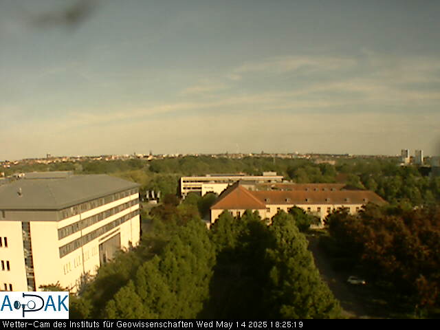 https://wdaten.geo.uni-halle.de/bitmaps/image25-05-14_18-25-19-08.jpg  25-05-14 18:25:19 