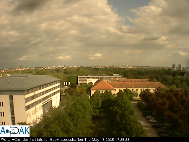 https://wdaten.geo.uni-halle.de/bitmaps/image25-05-15_17-25-23-10.jpg  25-05-15 17:25:23 