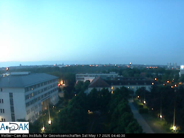 https://wdaten.geo.uni-halle.de/bitmaps/image25-05-17_04-40-30-60.jpg  25-05-17 04:40:30 