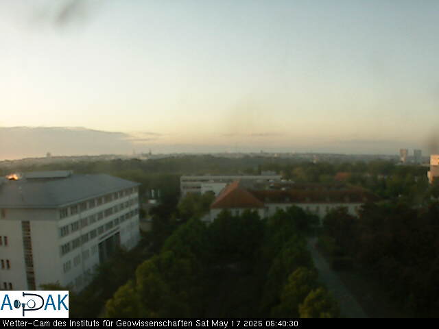 https://wdaten.geo.uni-halle.de/bitmaps/image25-05-17_05-40-30-62.jpg  25-05-17 05:40:30 